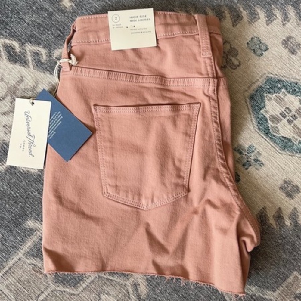 NWT Mauve High-Rise Cutoff Shorts